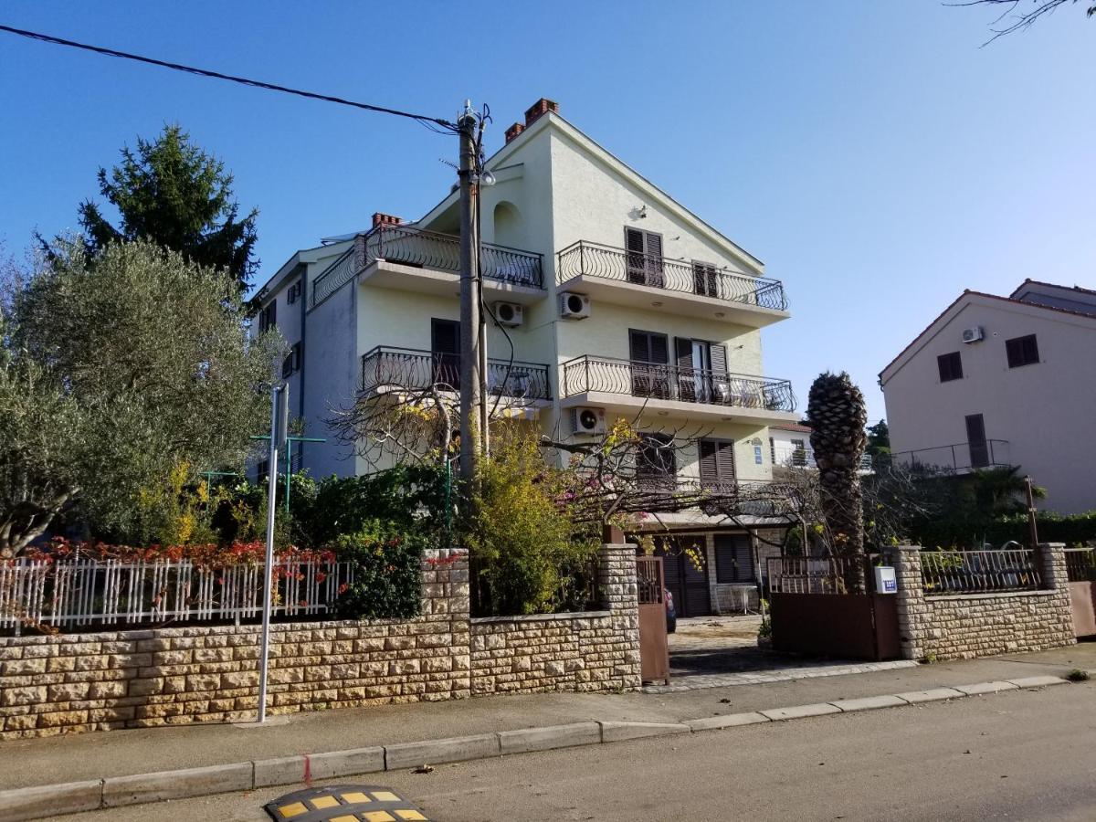 Danyja Apartments 圣菲利普雅科夫 外观 照片